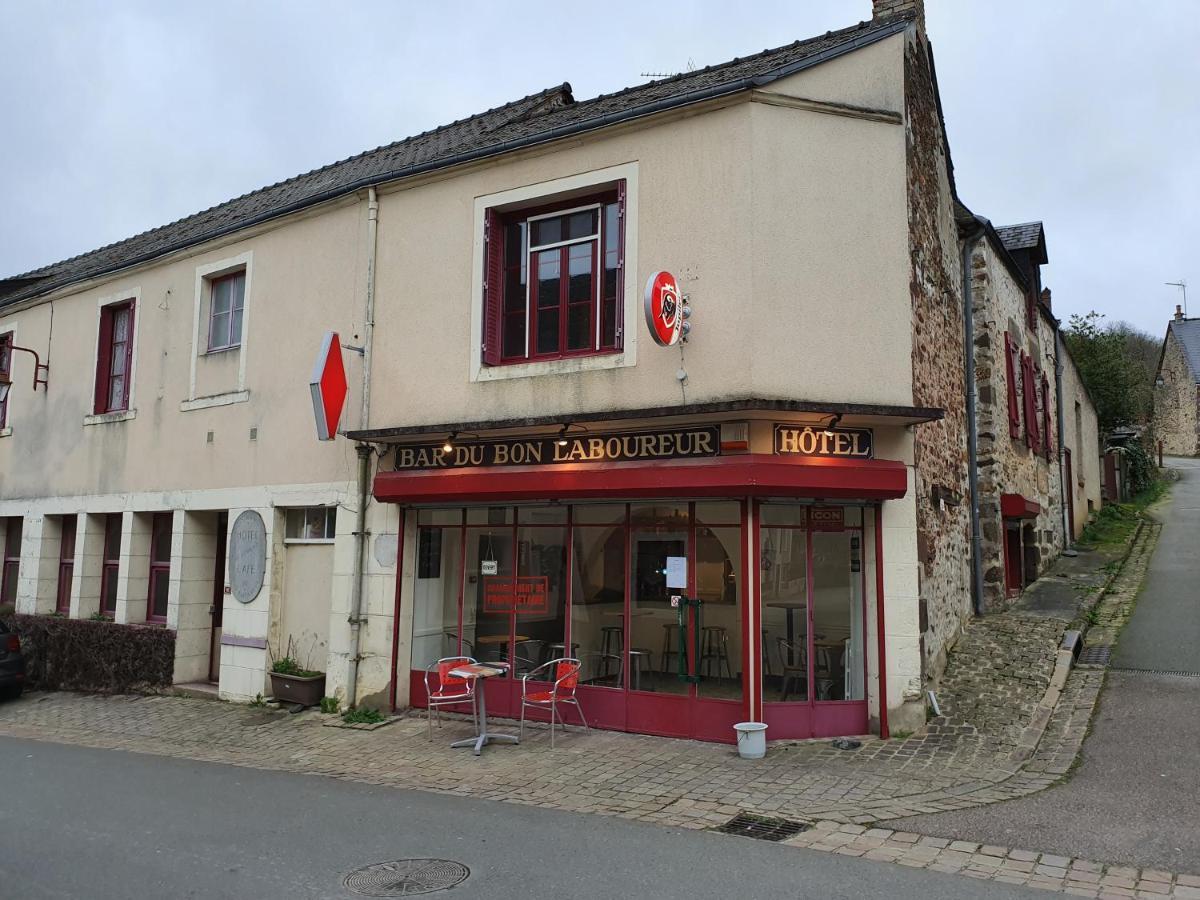 מלון Saint-Léonard-des-Bois Le Bon Laboureur מראה חיצוני תמונה